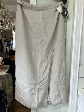 Peter Nygard Light Beige Maxi Skirt